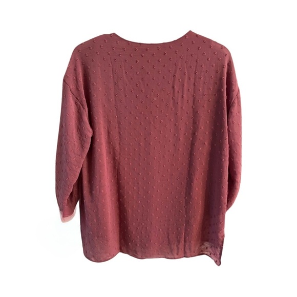 Beacon Apparel Magenta Shiloh Clipdot Blouse Size M - Picture 4 of 7